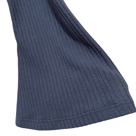 Free People Movement Can’t Handle This Turtleneck - Picture 9 of 10